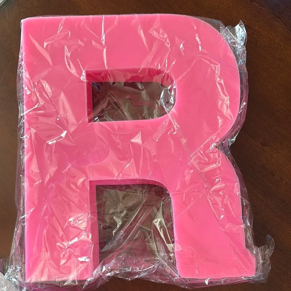 Large Silicone Mold - R - Picture 2 of 2